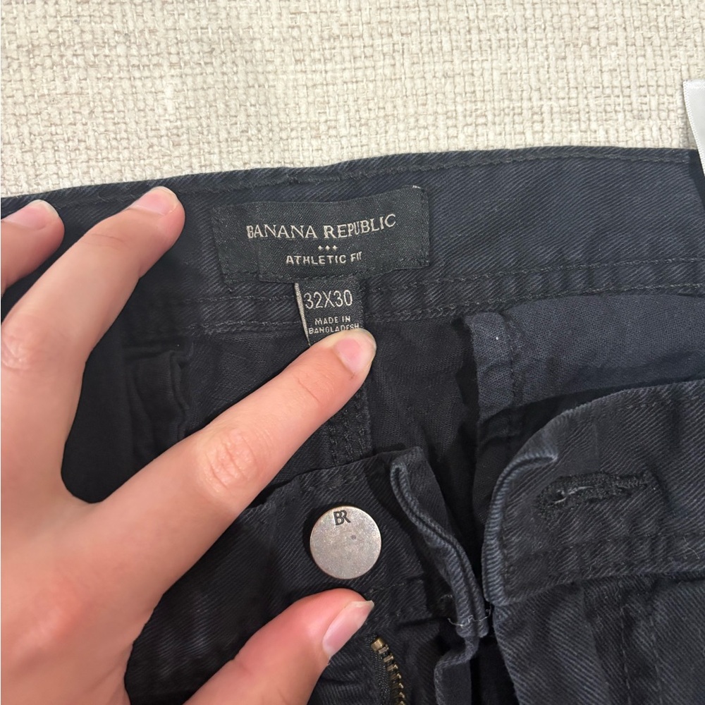 Banana Republic Men's Black Athletic Fit Twill Pant - Picture 2 of 5